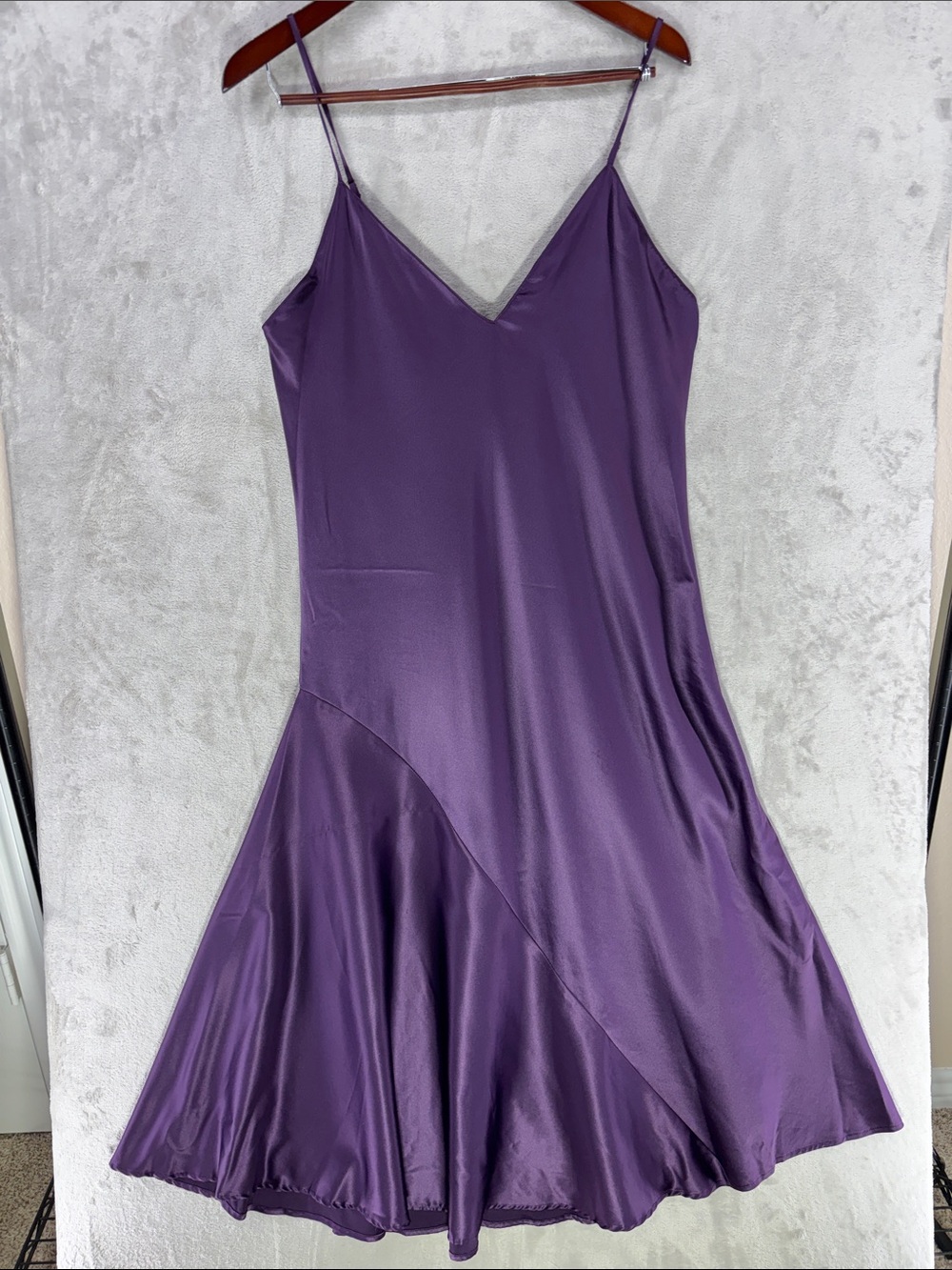 Natori Glamour V-Neck Sateen Slip Dress Size M